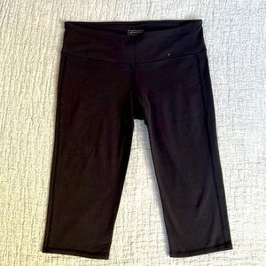 Athleta black crop tights